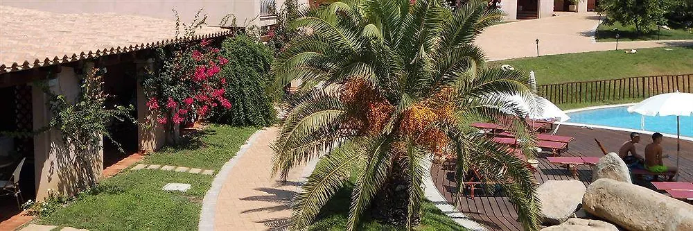 *** Aparthotel Residence S'Incantu Villasimius Italia